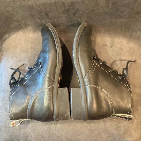 BOGS Sz 9.5 Kristina Chukka Lace  Up Leather Ankle Booties Boots - Picture 4 of 9